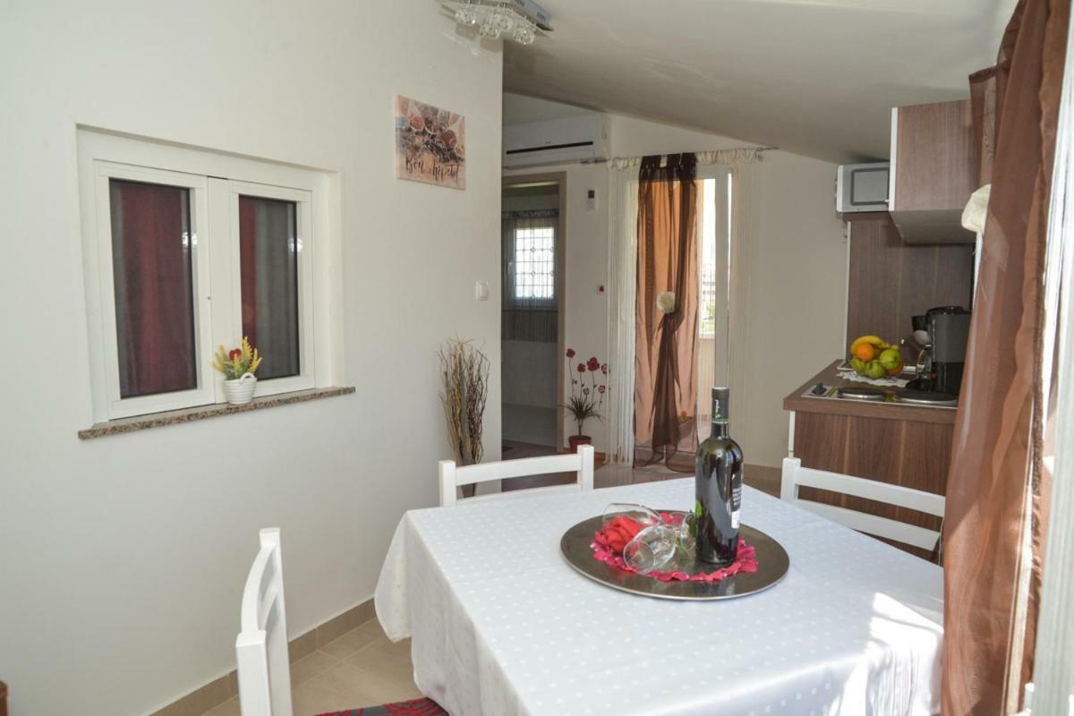 Apartment Antonio Zadar Buitenkant foto