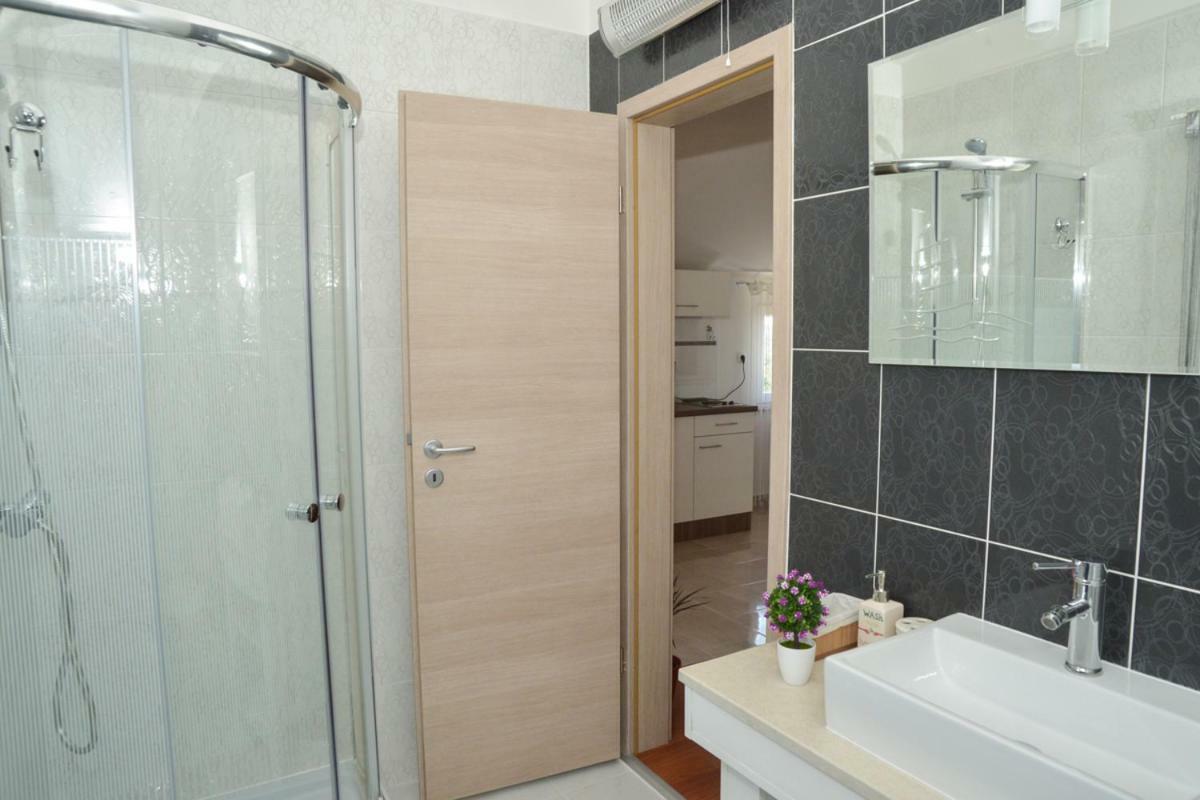 Apartment Antonio Zadar Buitenkant foto